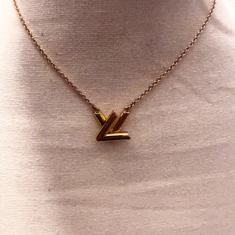 Louis Vuitton GO-14 Necklace - Picture 6 of 9